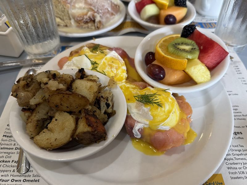 Ann Sather Restaurant & Catering food